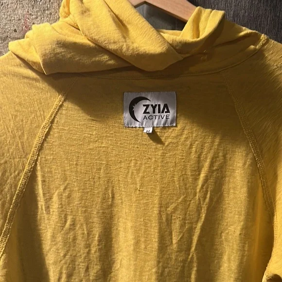 Women’s Medium Bright Yellow Zyia Active Long Sleeve *Great Condition* - Picture 13 of 13